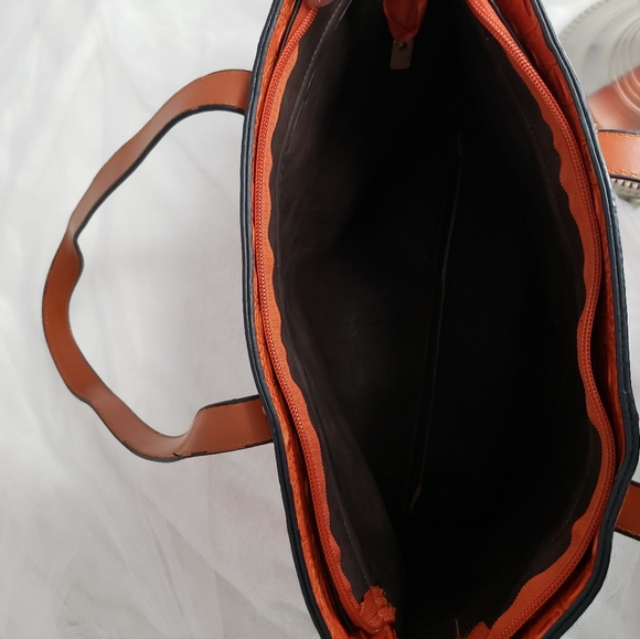 Orange bag - Picture 3 of 4